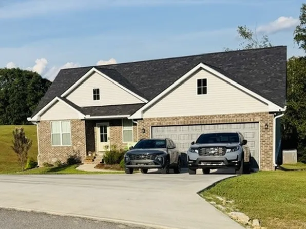 164 Lena Loop, Burns, TN 37029