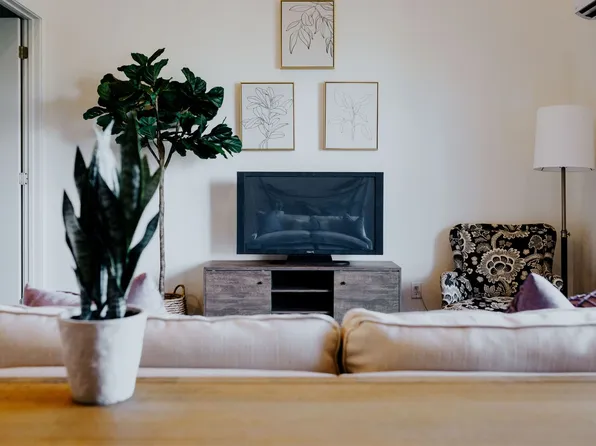 Park Square at Seven Oaks