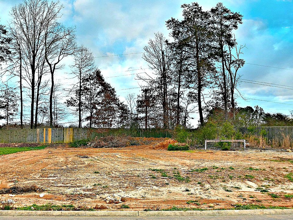 1st image of 502 Hillside Ln