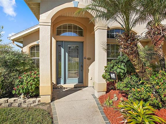 3rd image of 141 Twin Lake Cir