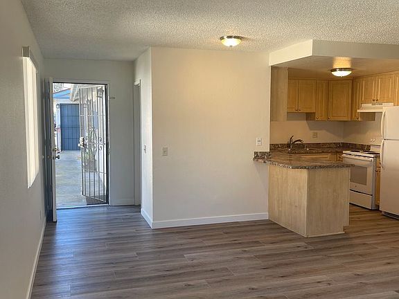 3rd image of 4333 Texas St APT 9