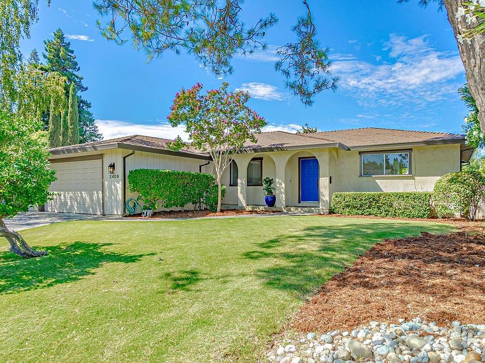 1st image of 2409 Catalina Dr