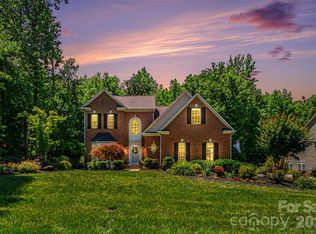 161 Montrose Dr, Mooresville, NC 28115