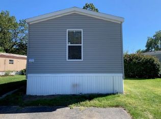 11953 Holiday Cir, Demotte, IN 46310