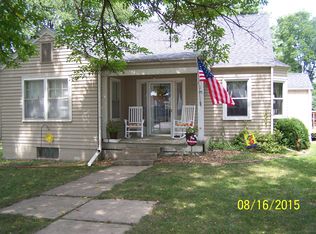 101 E 4th St, Braymer, MO 64624