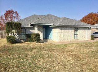 10908 Brownfield Dr, Burleson, TX 76028