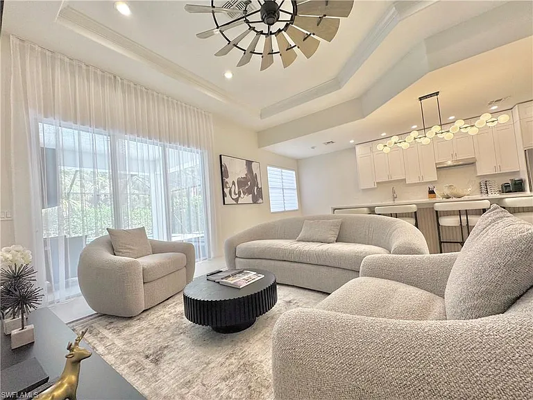 12667 Biscayne Ct — Photo 25