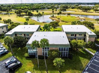 22 Vista Gardens Trl APT 103, Vero Beach, FL 32962