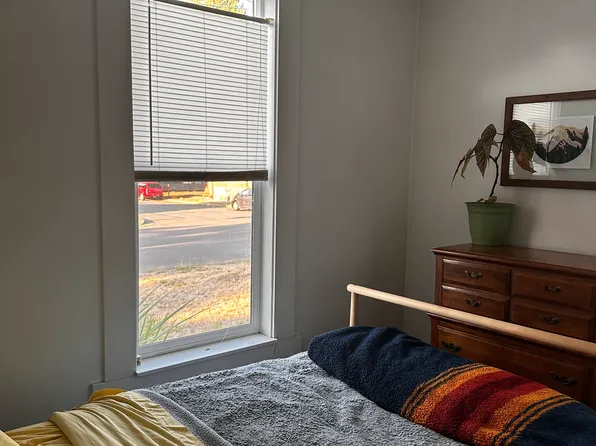 (undisclosed Address), Vancouver, WA 98660