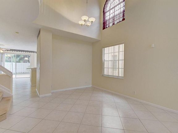 5th image of 4038 Plumbago Pl