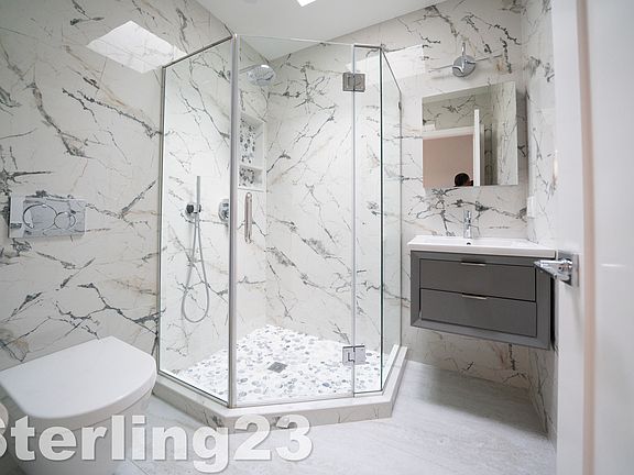 3rd image of 2824 41st St #2