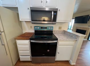 1083 Shell Blvd APT 3, Foster City, CA 94404