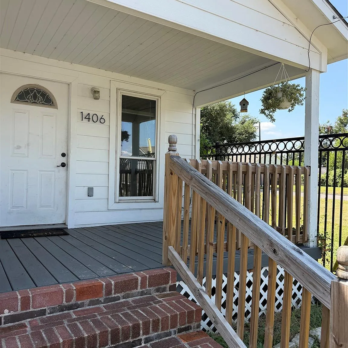 2 bed, 1.0 bath, 943 sqft, $1,500 — Photo 1