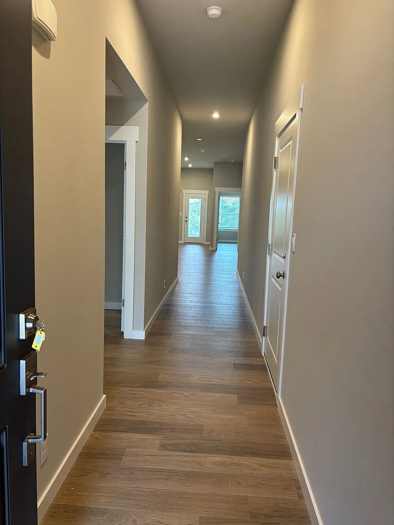 Brand New Duplex! — Photo 2
