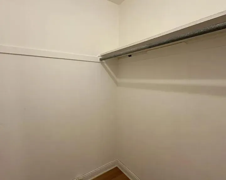 8500 N Waukegan Rd #7 — Photo 7
