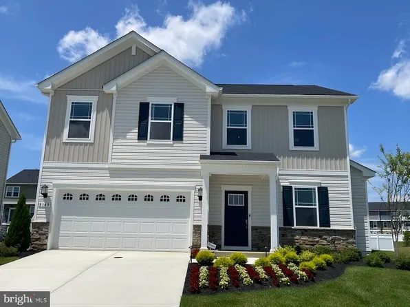 10736 Millport St, White Plains, MD 20695