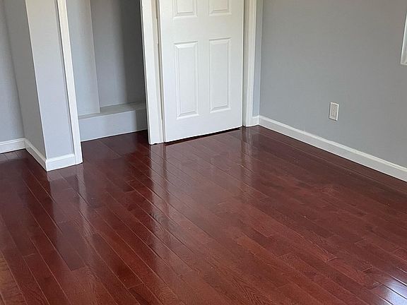 3rd image of 19224 120th Ave Floor 2