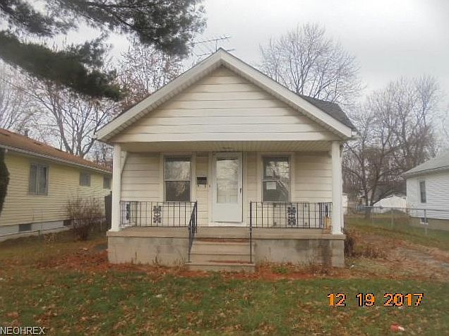 1st image of 140 Caroline St