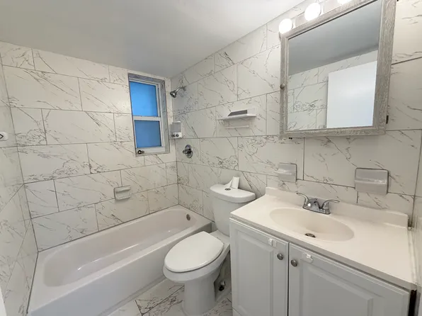 1860 SW 22nd St, Miami, FL