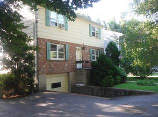 353 Warburton Ave, Hastings On Hudson, NY 10706