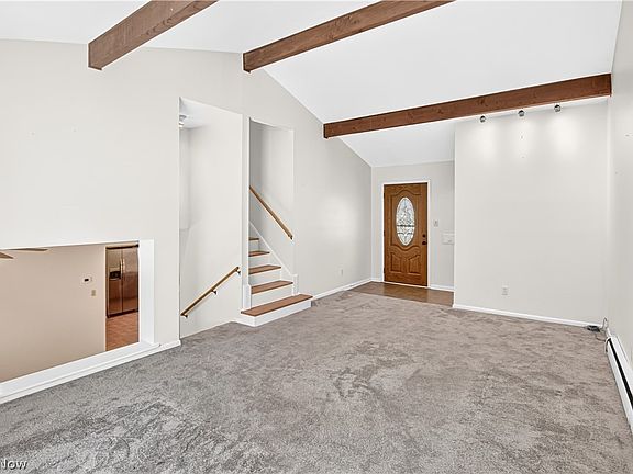 4th image of 5051 Berkshire Dr