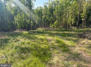 2 Greenbriar Rd, Elliottsburg, PA 17024