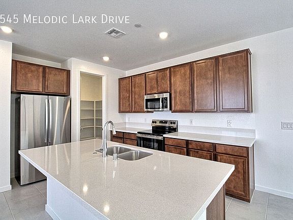 5th image of 1545 Melodic Lark Dr