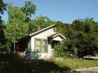 1005 E 33rd St, Houston, TX 77022