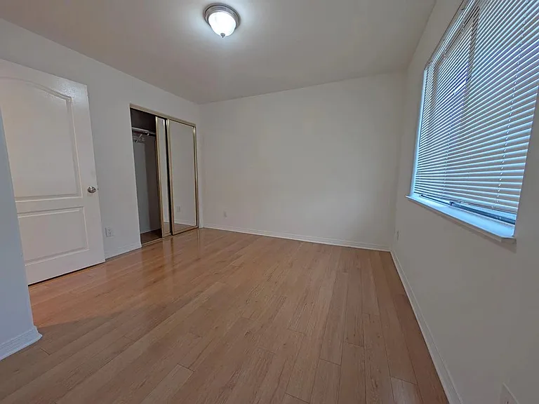 305 N Cedar St #204 — Photo 16