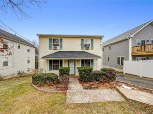 360 Alba Ave, Bridgeport, CT 06606