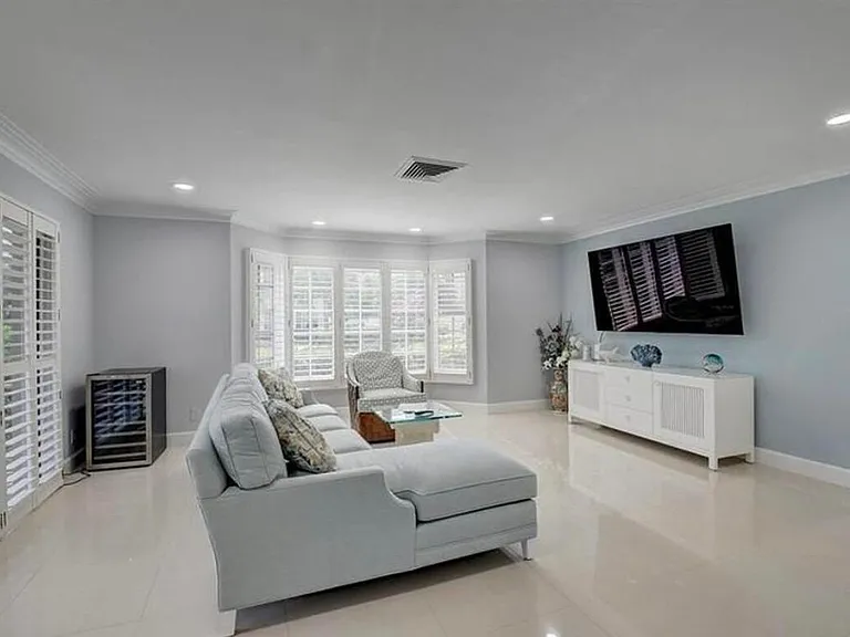 1299 S Ocean Blvd #L5 — Photo 4