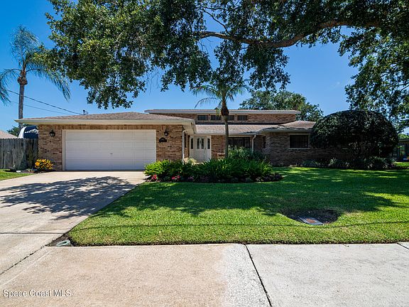 5th image of 1088 Fairlawn Dr