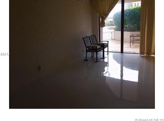 4th image of 19667 Turnberry Way APT 3C
