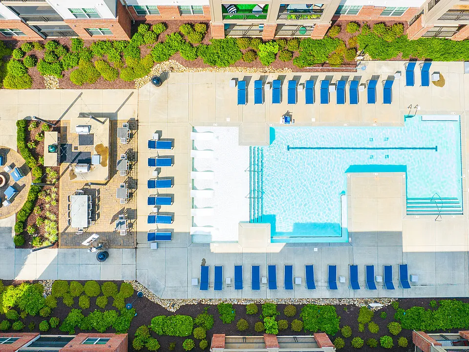 Fountains Matthews apartments community photo