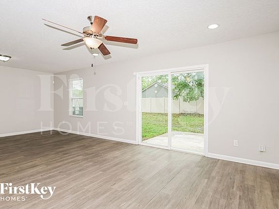 2nd image of 1235 Sarahs Landing Dr