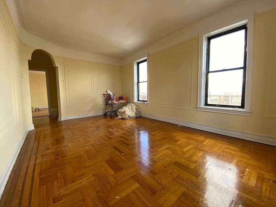 1st image of 45-32 44th St APT 6A