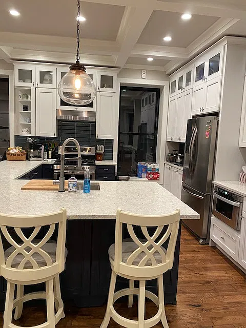5 bed, $3,995 — Photo 3