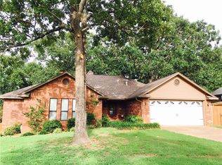 1612 Somerset Way, Van Buren, AR 72956