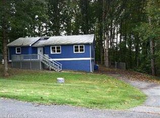739 Dodson Dr, Walnut Cove, NC 27052