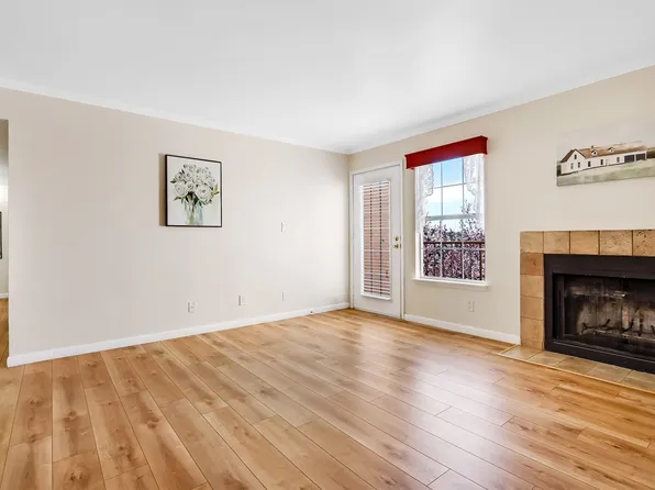 2501 W Zia Rd APT 1-202, Santa Fe, NM 87505