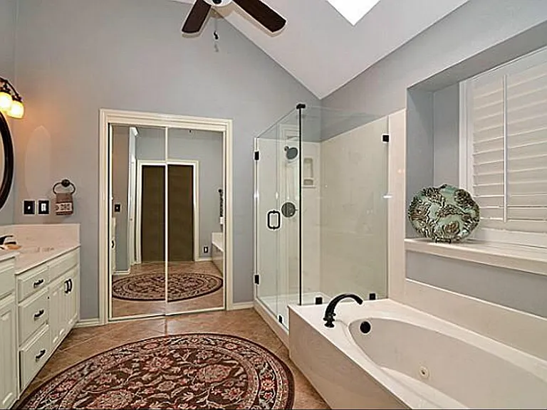 316 Stone Creek Dr — Photo 17