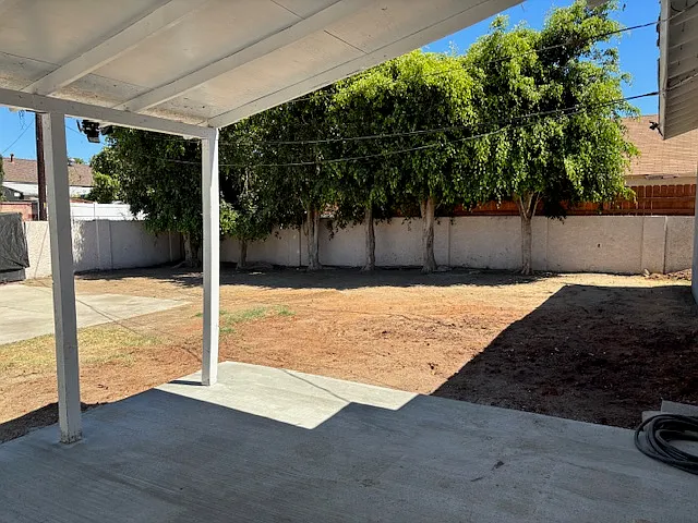 1506 S Euclid St — Photo 13