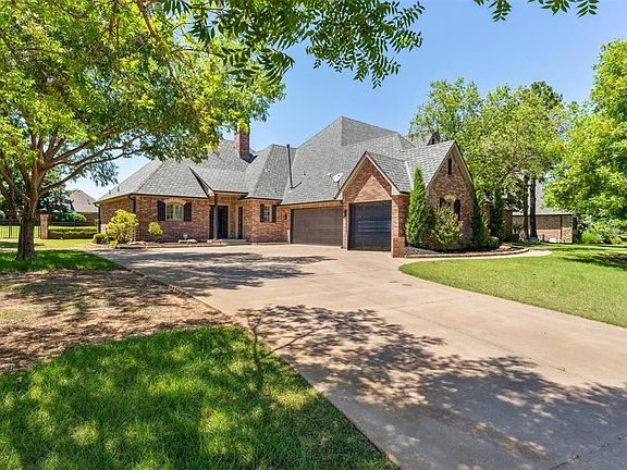 4th image of 18617 Wolf Creek Dr