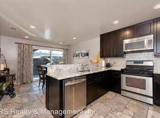 1227 E 1st St, Tustin, CA 92780