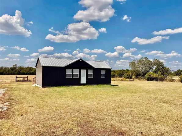 1225 N Oklahoma St, Tryon, OK 74875
