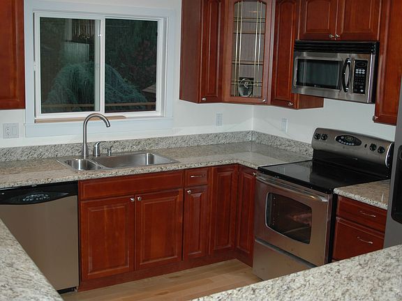 Completly remodled, Granite slab, Stainless referigerator, oven, micro, washer