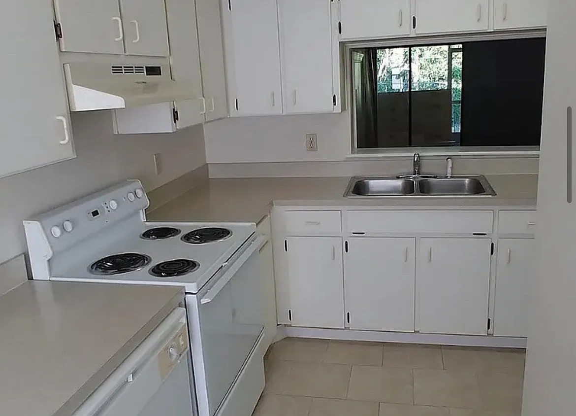 1064 Spirit Lake Rd — Photo 2