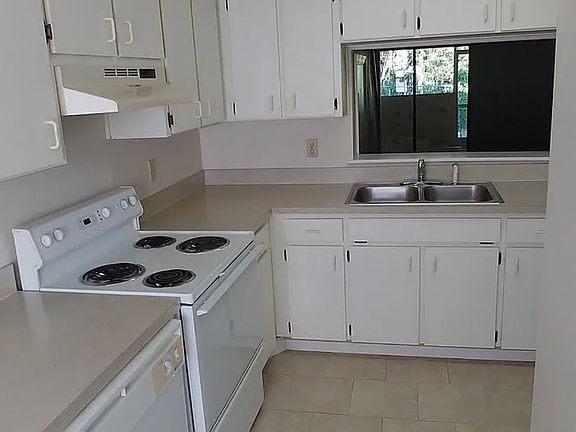 2nd image of 1064 Spirit Lake Rd #1064