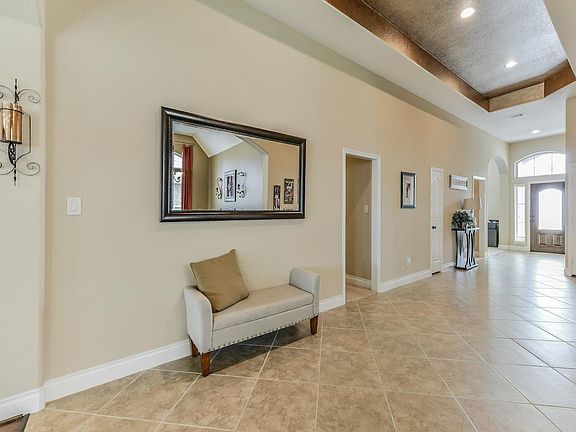 3rd image of 1902 Cayman Bend Ln