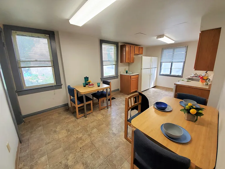 105 Dryden Ct — Photo 6